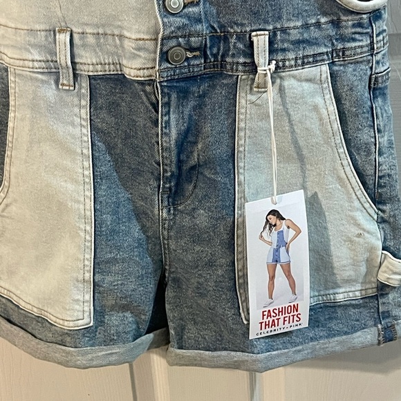 Celebrity Pink Two-Tone Jean Shorts - Picture 3 of 9